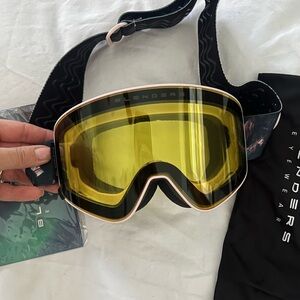 Blenders Yellow Ski Goggles